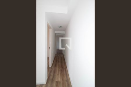 Corredor de apartamento à venda com 2 quartos, 52m² em Vila Augusta, Guarulhos