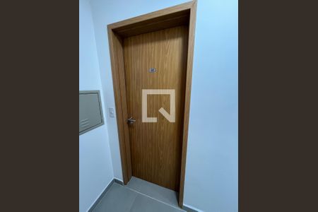 Corredor de casa de condomínio para alugar com 1 quarto, 33m² em Macuco, Santos