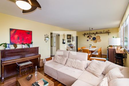 Apartamento à venda com 3 quartos, 141m² em Vila Suzana, São Paulo