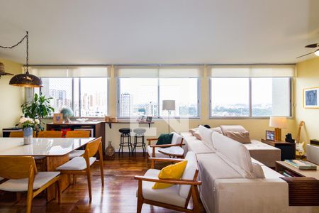 Apartamento à venda com 3 quartos, 141m² em Vila Suzana, São Paulo