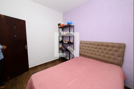 Casa à venda com 6 quartos, 350m² em Água Branca, Contagem