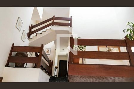 Sala de casa à venda com 5 quartos, 400m² em Vila Lageado, São Paulo