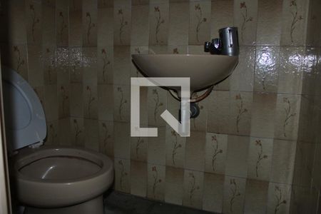 Lavabo de casa para alugar com 4 quartos, 210m² em Cambuci, São Paulo