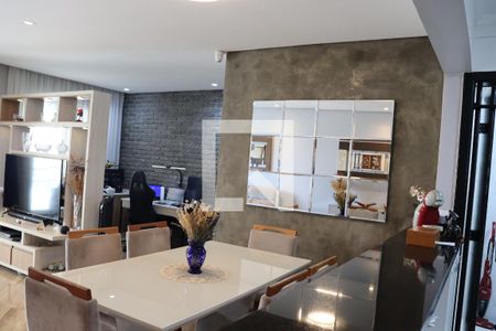 Sala de apartamento à venda com 3 quartos, 105m² em Jardim Tupanci, Barueri