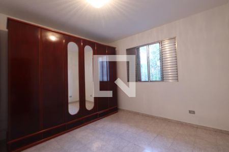 Quarto 1 de casa para alugar com 2 quartos, 113m² em Jardim Sapopemba, São Paulo
