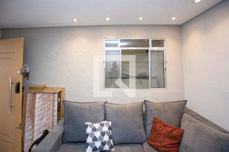 Sala de casa à venda com 2 quartos, 80m² em Vila Capela, São Paulo