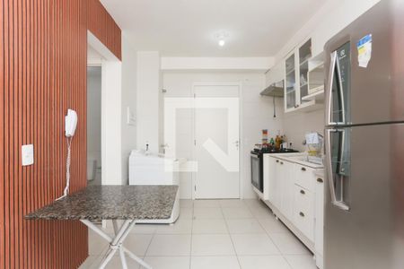 Sala / Cozinha  de apartamento para alugar com 2 quartos, 33m² em Itaquera, São Paulo
