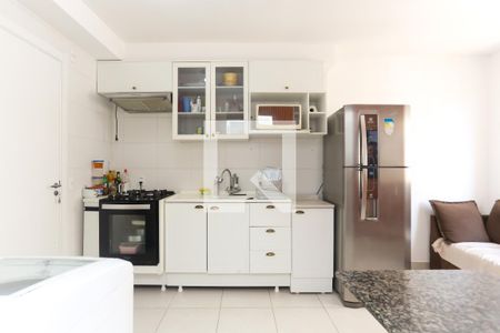 Sala / Cozinha  de apartamento para alugar com 2 quartos, 33m² em Itaquera, São Paulo