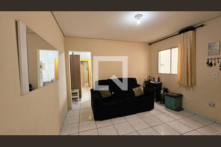 Casa à venda com 2 quartos, 80m² em Vila M Genoveva, Jundiaí