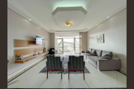 Sala de casa à venda com 4 quartos, 351m² em Km 18, Osasco