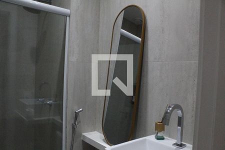 Banheiro de apartamento para alugar com 2 quartos, 50m² em Anil, Rio de Janeiro