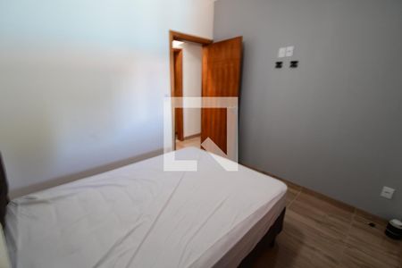 Quarto 1 de casa para alugar com 4 quartos, 1000m² em Recanto dos Dourados, Campinas