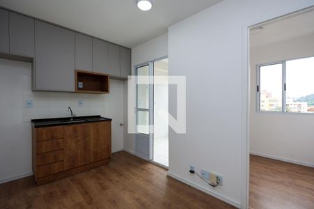 Sala de apartamento para alugar com 2 quartos, 31m² em Jardim Monte Kemel, São Paulo