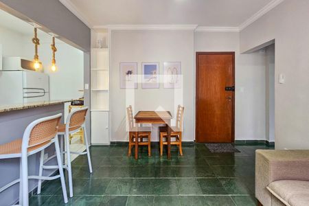 Sala de apartamento para alugar com 1 quarto, 47m² em Jardim Las Palmas, Guarujá
