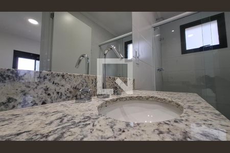 Banheiro Quarto 1 suite  de apartamento para alugar com 2 quartos, 56m² em Parque das Nações, Santo André