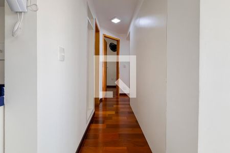 Corredor de apartamento para alugar com 3 quartos, 69m² em Ipiranga, São Paulo
