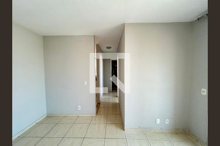Corredor de apartamento para alugar com 2 quartos, 45m² em Pavuna, Nilópolis