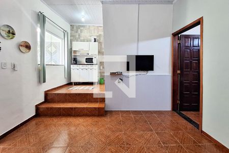 Sala de casa para alugar com 1 quarto, 55m² em itaipu, Niterói