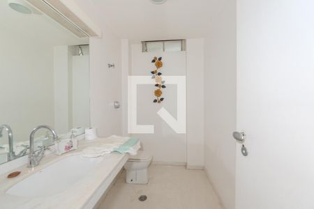 Lavabo de apartamento à venda com 4 quartos, 280m² em Morro dos Ingleses, São Paulo