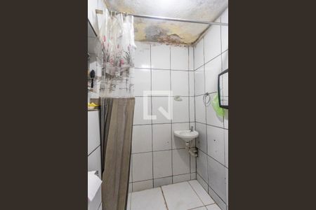 Banheiro  de casa à venda com 6 quartos, 1038m² em Pedreira, Diadema