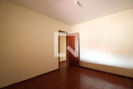 Quarto 1 de casa para alugar com 3 quartos, 177m² em Santa Mônica, Uberlândia