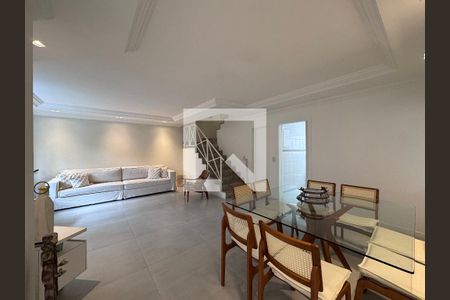 Sala de casa de condomínio à venda com 4 quartos, 282m² em Vargem Pequena, Rio de Janeiro