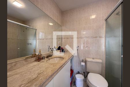 Suíte 1 - Banheiro de casa de condomínio à venda com 4 quartos, 282m² em Vargem Pequena, Rio de Janeiro