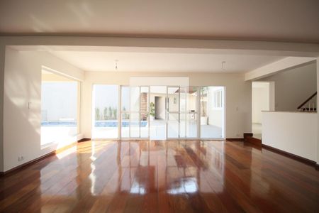 Sala de casa à venda com 5 quartos, 500m² em Vila Inah, São Paulo