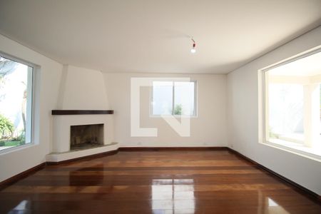 Sala de casa à venda com 5 quartos, 500m² em Vila Inah, São Paulo