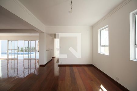 Sala de casa à venda com 5 quartos, 500m² em Vila Inah, São Paulo