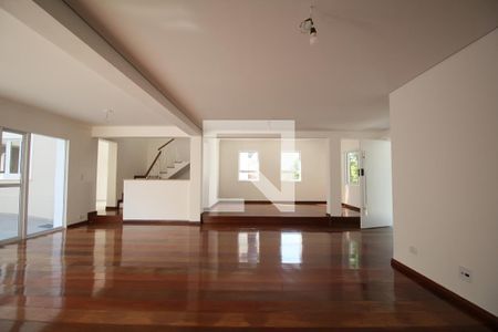 Sala de casa à venda com 5 quartos, 500m² em Vila Inah, São Paulo