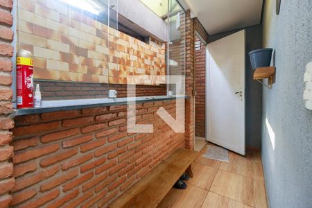 Sala de casa para alugar com 2 quartos, 225m² em Jardim do Colegio, São Paulo