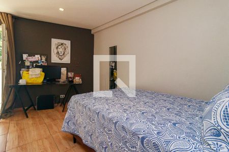 Suíte de casa para alugar com 2 quartos, 225m² em Jardim do Colegio, São Paulo