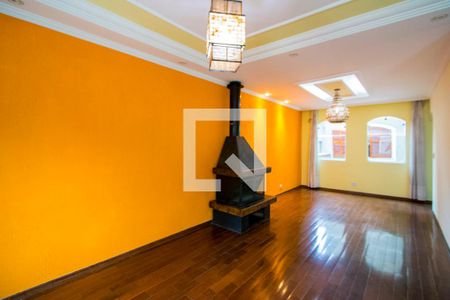 Sala de casa para alugar com 3 quartos, 254m² em Vila Valparaíso, Santo André