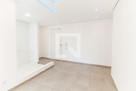 Sala de apartamento para alugar com 2 quartos, 60m² em Parque Imperial, Ferraz de Vasconcelos