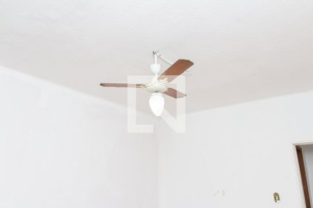 Sala de casa para alugar com 2 quartos, 105m² em Paciência, Rio de Janeiro