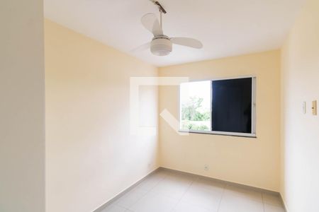 Quarto 1 de apartamento para alugar com 2 quartos, 75m² em Campo Grande, Rio de Janeiro