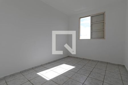 Quarto 1 de apartamento para alugar com 2 quartos, 55m² em Jardim Esperanca, Mogi das Cruzes
