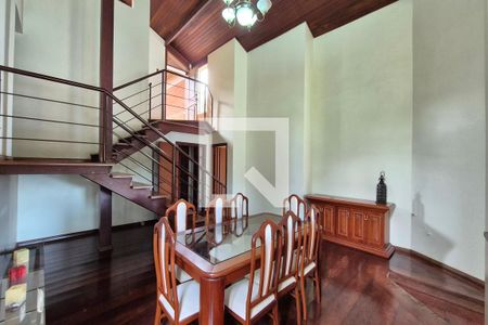 Sala de casa de condomínio para alugar com 5 quartos, 570m² em Condomínio Chácaras do Alto da Nova Campinas, Campinas