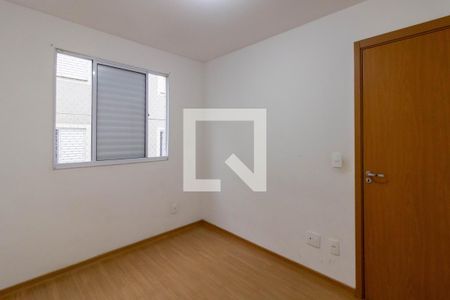 Quarto 2 de apartamento à venda com 2 quartos, 39m² em Portal dos Gramados, Guarulhos