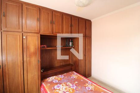 Quarto 2 de apartamento para alugar com 2 quartos, 40m² em Vila Ema, São Paulo