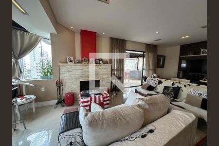 Sala de apartamento à venda com 4 quartos, 220m² em Alphaville, Barueri