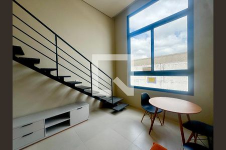Sala de kitnet/studio para alugar com 1 quarto, 34m² em Vila Galvão, Guarulhos