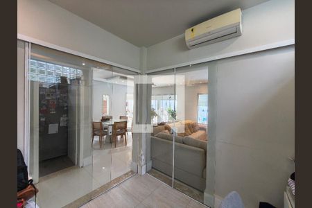 Casa de Condomínio para alugar com 3 quartos, 160m² em Anil, Rio de Janeiro