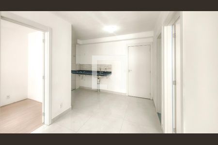 Sala de apartamento para alugar com 2 quartos, 34m² em Usina Piratininga, São Paulo