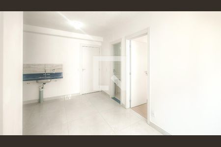 Sala de apartamento para alugar com 2 quartos, 34m² em Usina Piratininga, São Paulo