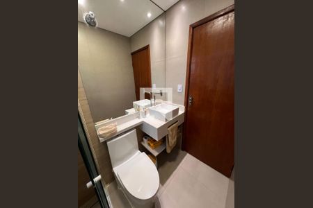 Casa à venda com 3 quartos, 162m² em Vila Salete, São Paulo