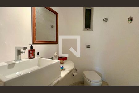 Lavabo de apartamento à venda com 3 quartos, 178m² em Jardins, São Paulo