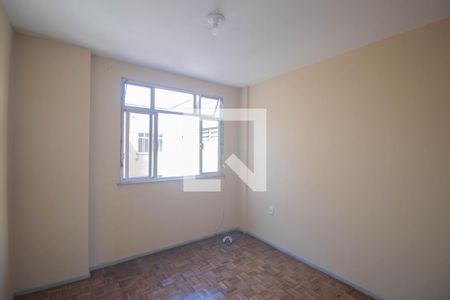 Quarto 2 de apartamento para alugar com 3 quartos, 31m² em Centro, São Gonçalo