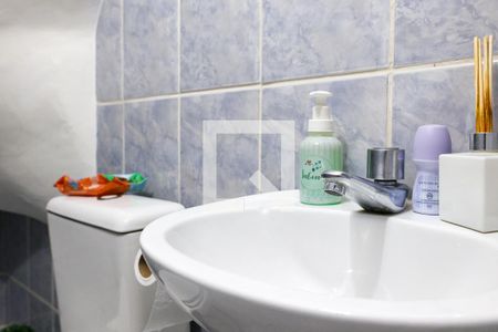 Lavabo de casa para alugar com 3 quartos, 110m² em Jardim Bonanza, Taboão da Serra